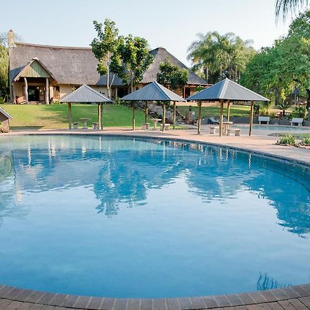 Aan De Vliet Holiday Resort เฮซีวิว ภายนอก รูปภาพ