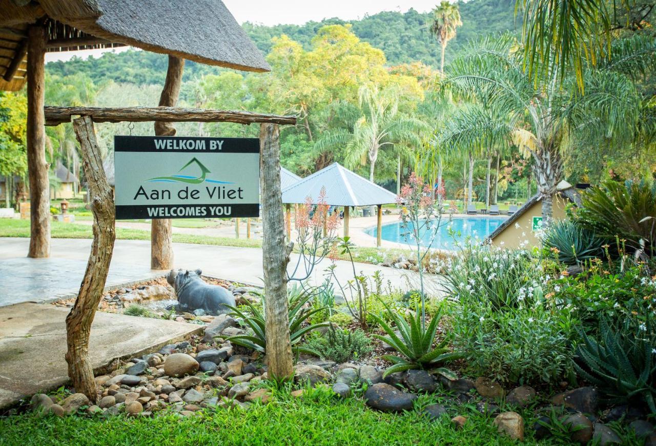 Aan De Vliet Holiday Resort เฮซีวิว ภายนอก รูปภาพ