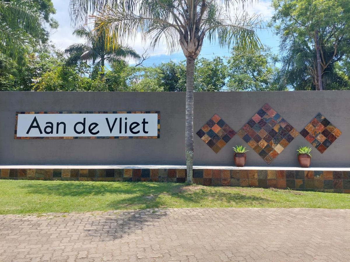 Aan De Vliet Holiday Resort เฮซีวิว ภายนอก รูปภาพ