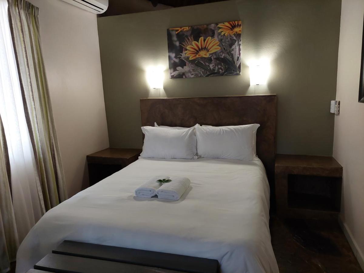 Aan De Vliet Holiday Resort เฮซีวิว ภายนอก รูปภาพ