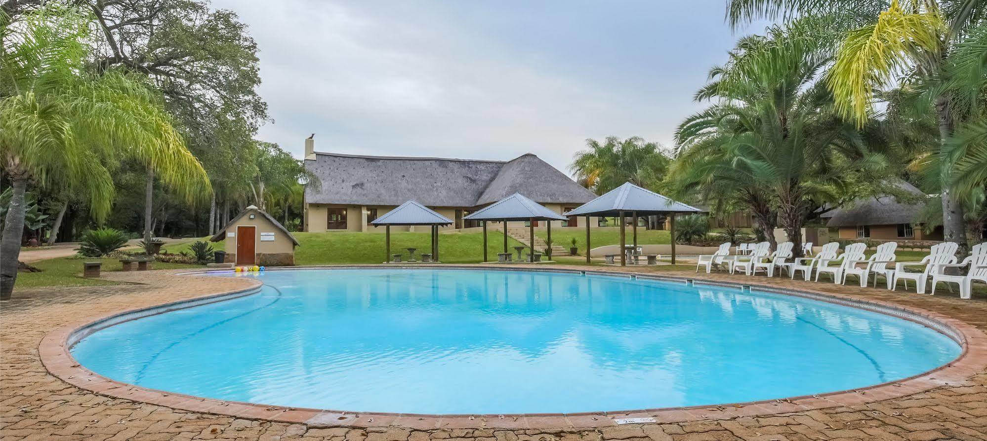 Aan De Vliet Holiday Resort เฮซีวิว ภายนอก รูปภาพ